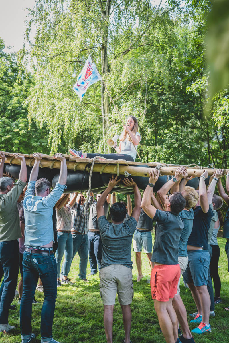 Floßbau Azubi Event I Azubi-Ausflug I Teambuilding Floßbau