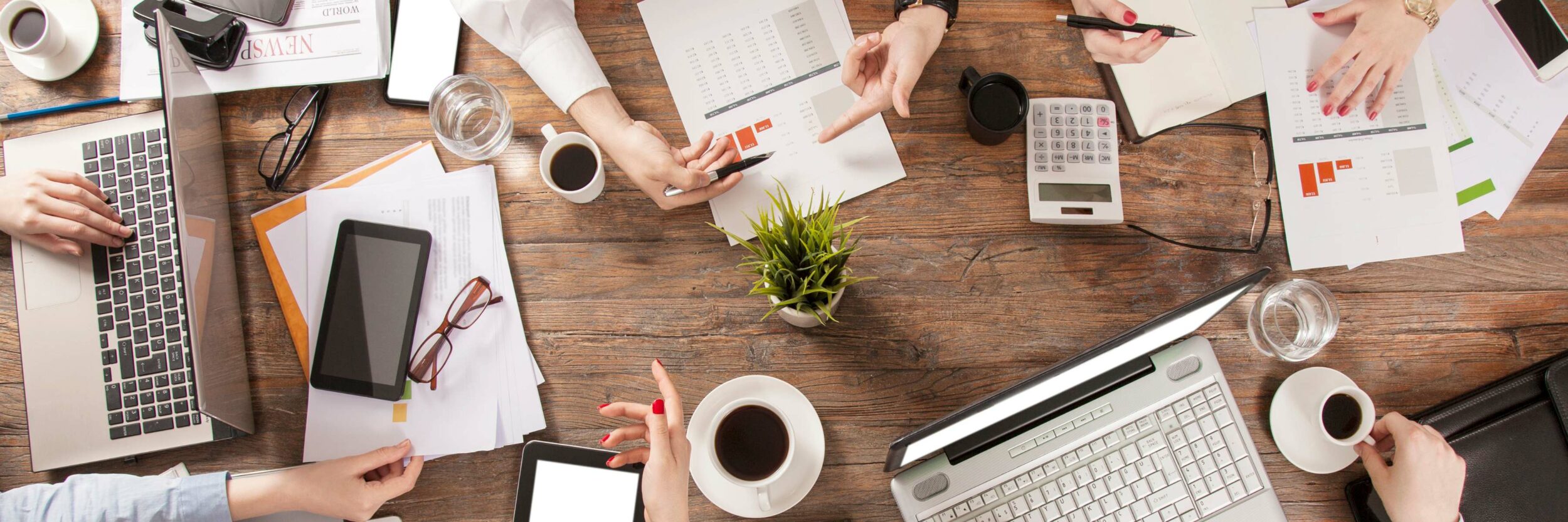 Was ist ein Kick Off Meeting? I Definition, Bedeutung & Ablauf