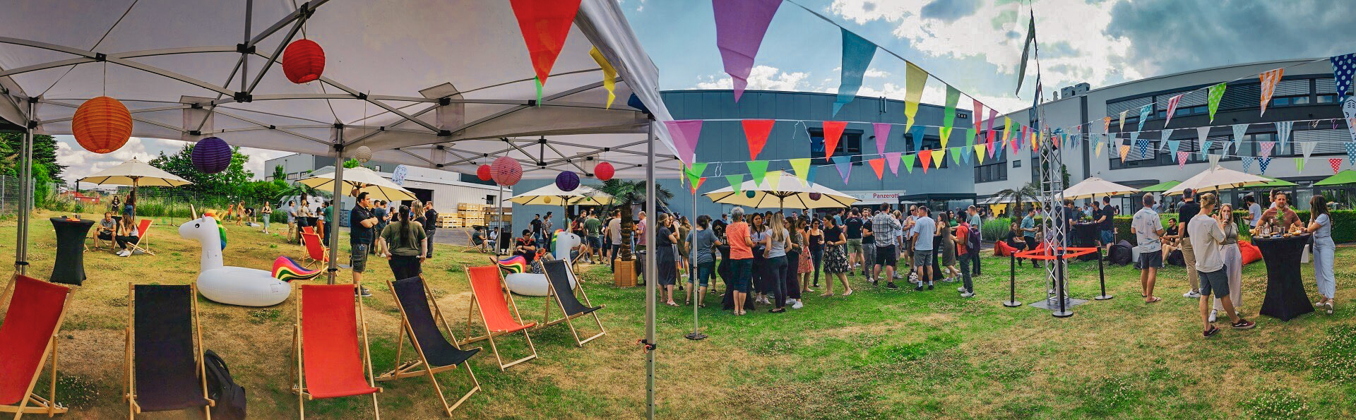 Sommerfest Firma: Panoramabild des Set Ups