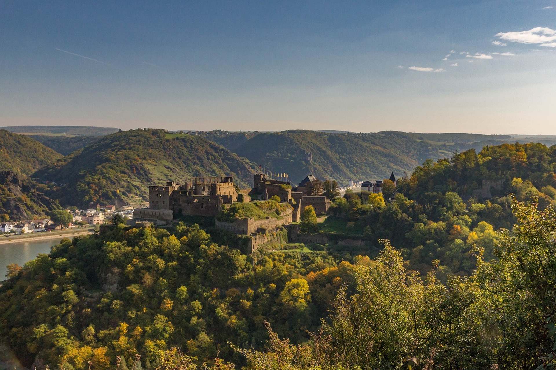 Betriebsausflug Ideen RLP: Ausblick auf Burg Rheinfels