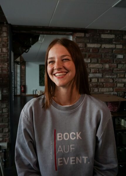 Sharlene Herzbluttiger