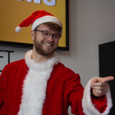 Showmaster Noah bei einer Xmas Quizshow