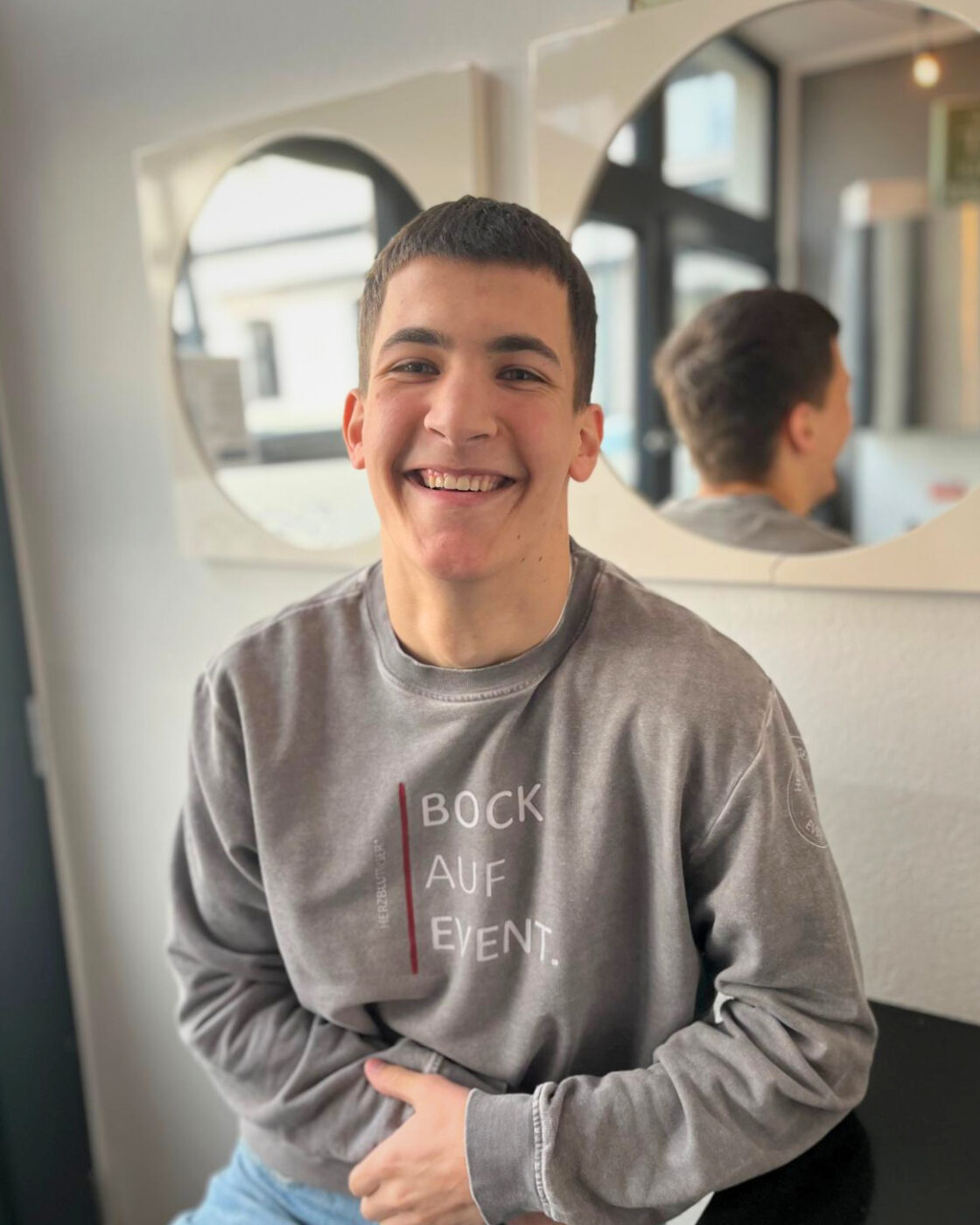 Simon Deschamps - Aushilfe bei Herzbluttiger Events